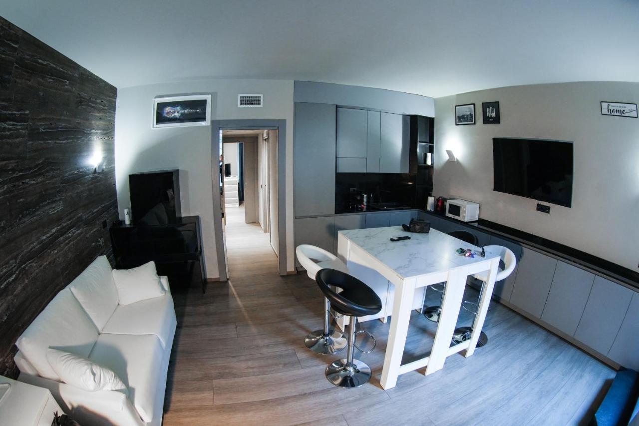 Bubi House Moscova Apartment Milan Luaran gambar